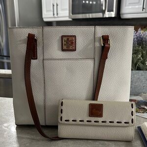 Dooney & Bourke White Tote with Brown Straps